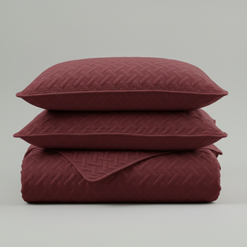 GEOMETRIC TEXTURED LIGHTWEIGHT QUILT SET