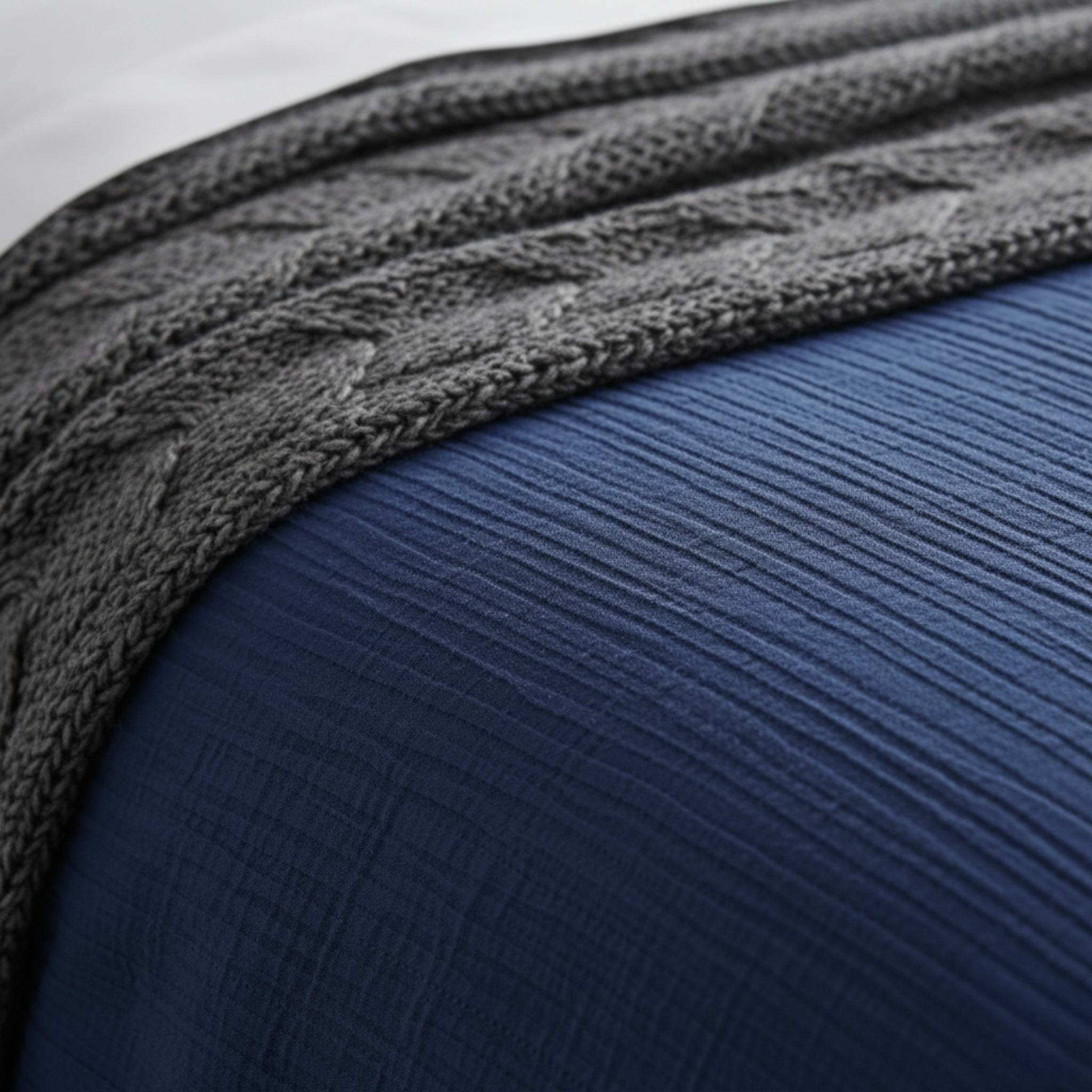 LUXURIOUS PINCH PLEAT TEXTURED COMFORTER SET