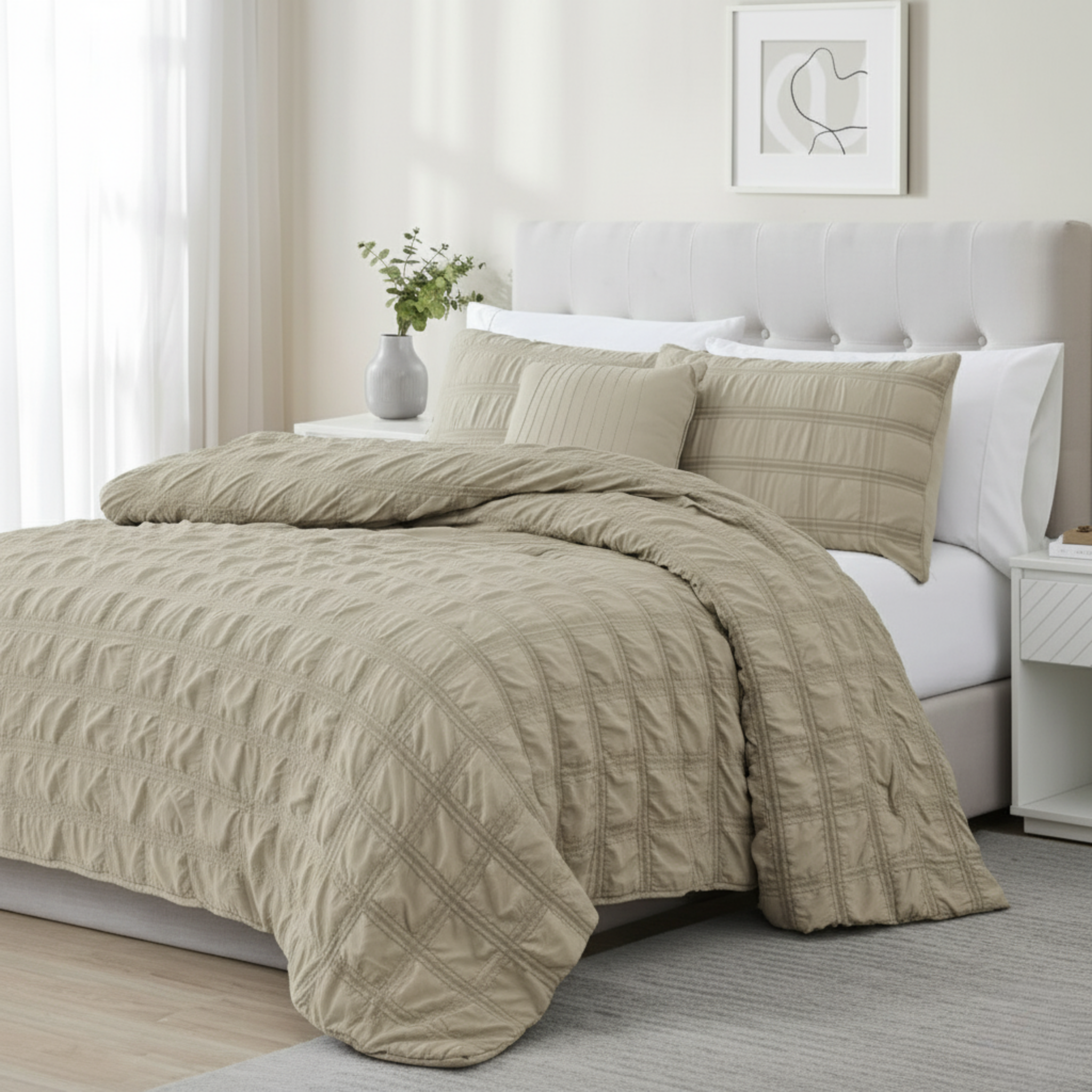 SEERSUCKER SQUARE TEXTURE COMFORTER SET