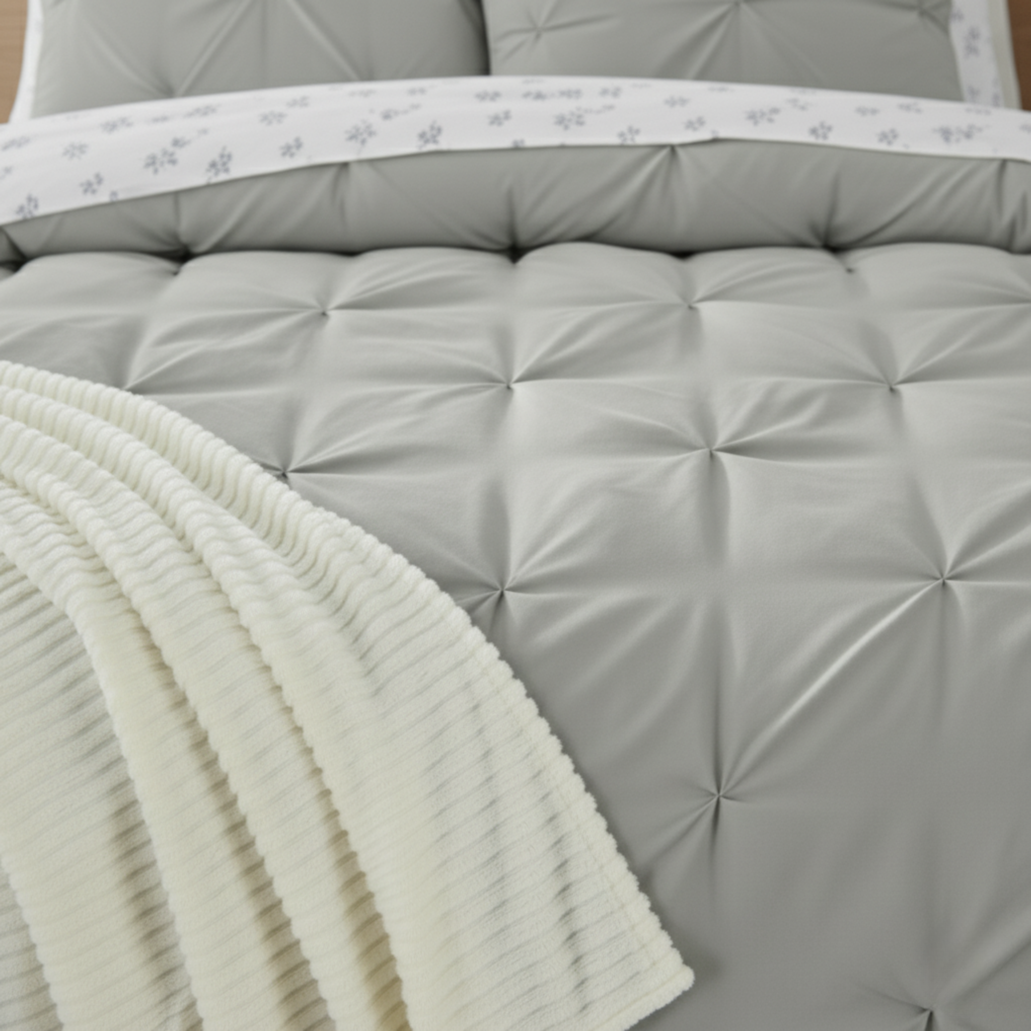 REVERSIBLE  DIAMOND TEXTURED AND FLORAL 8-PIECE BEDDING SET