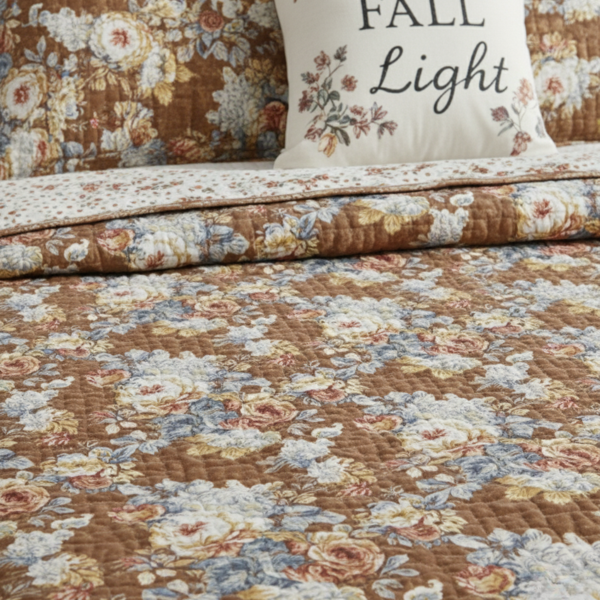 FARMHOUSE FALL FLORAL REVERSIBLE QUIT SET