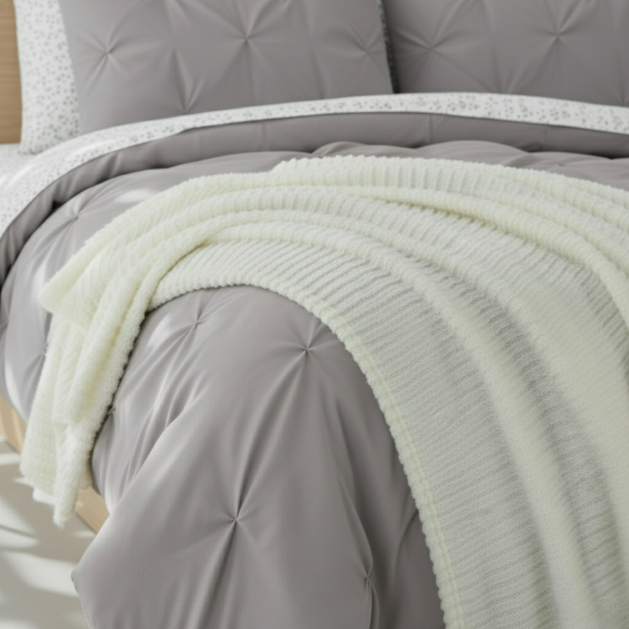 REVERSIBLE  DIAMOND TEXTURED AND FLORAL 8-PIECE BEDDING SET