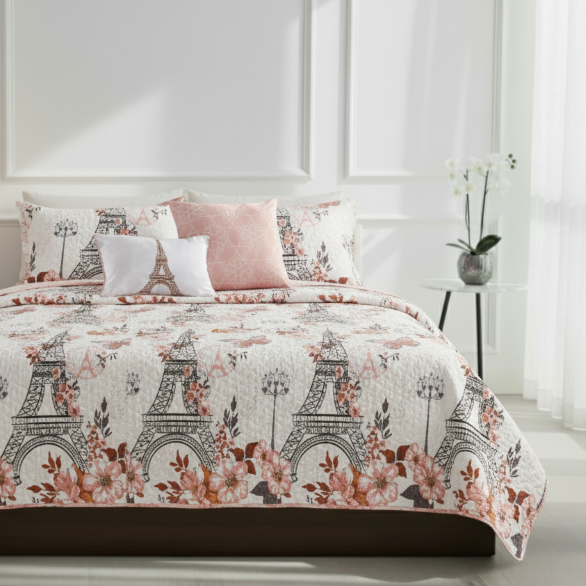 VINTAGE PARIS FLORAL REVERSIBLE QUILT SET