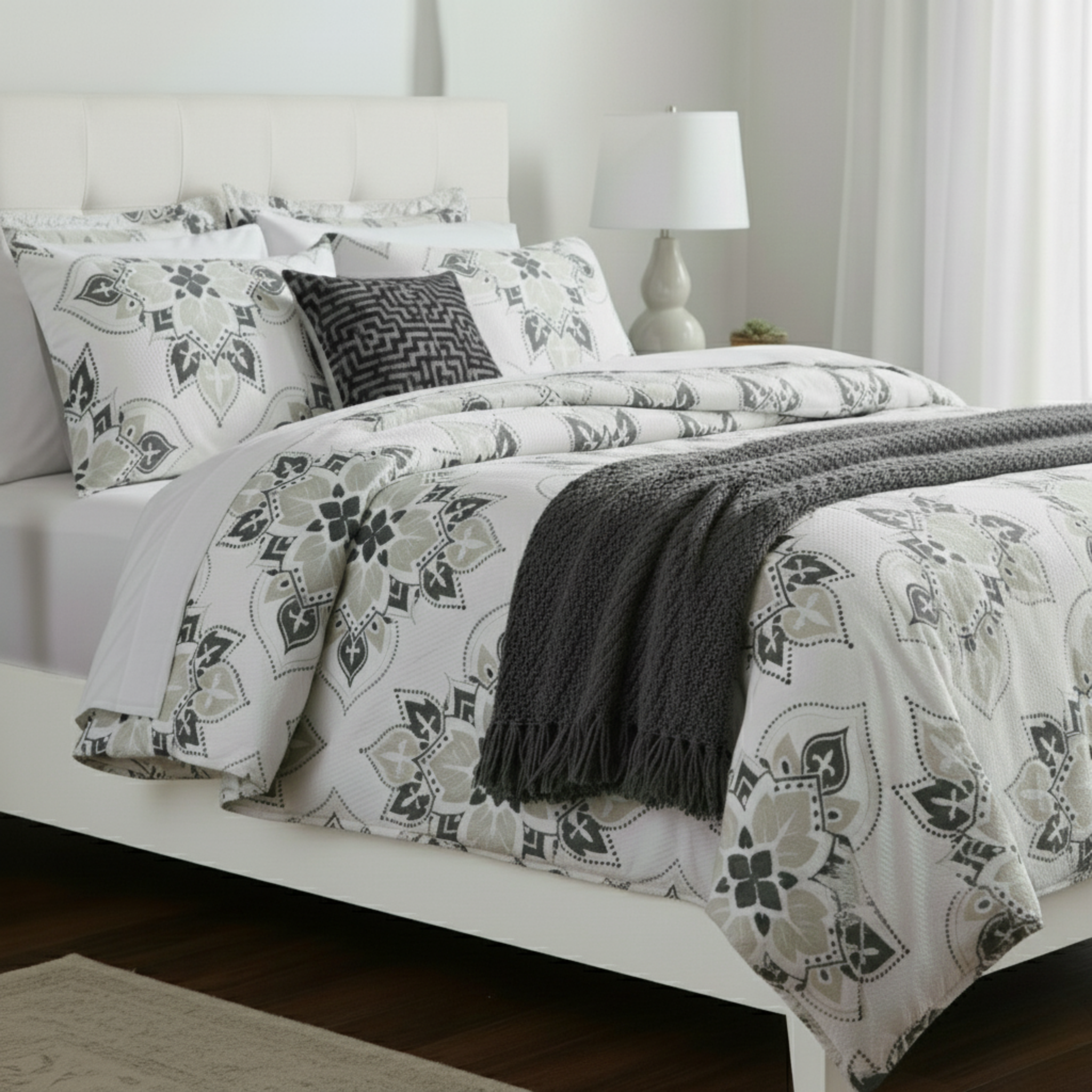 LUXURY MEDALLION PRINTED 7-PIECE COMFORTER SET