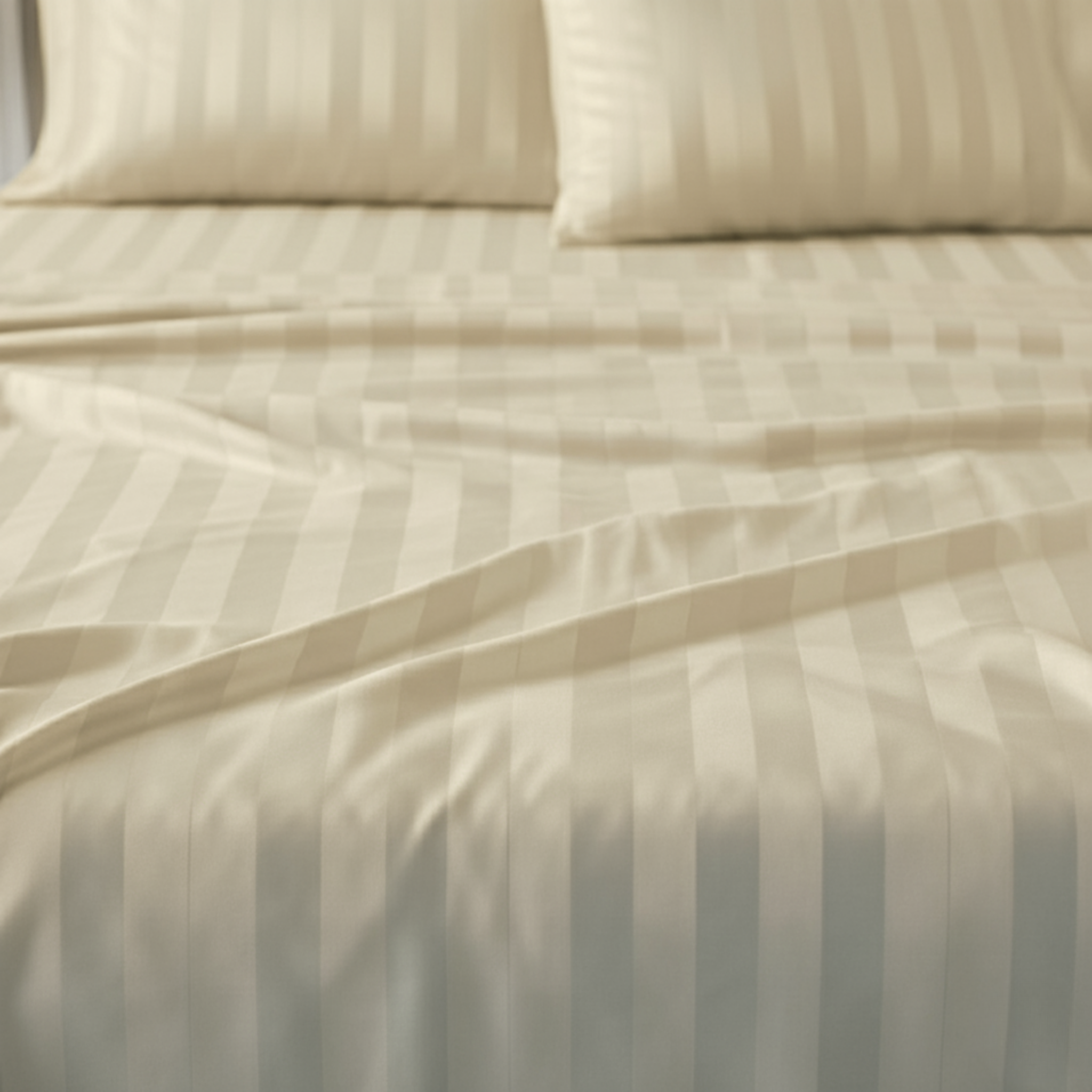 STRIPED EMBOSSED 4-PCS ESSENTIAL SHEET